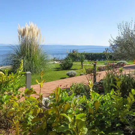 Mirvami Lovran Holiday home